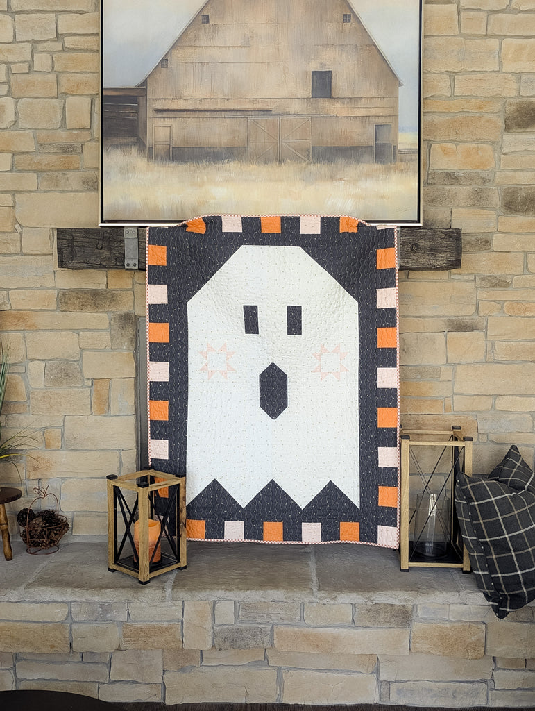 Cheeky Ghost Quilt in a Classic Halloween Palette